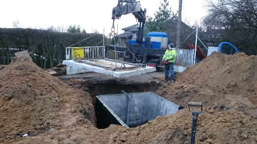 Szamba betonowe z wykopem - koparka